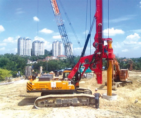 Adapun ukuran lubang pengeboran Bored Pile yang biasa kami lakukan adalah: